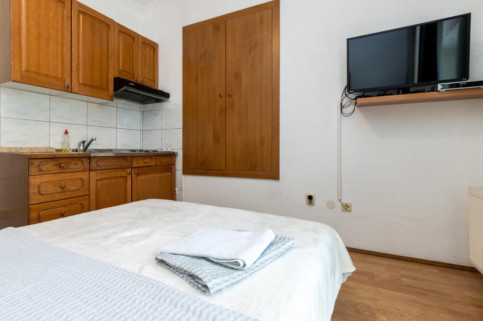 Apartments Dino Kastela Dış mekan fotoğraf