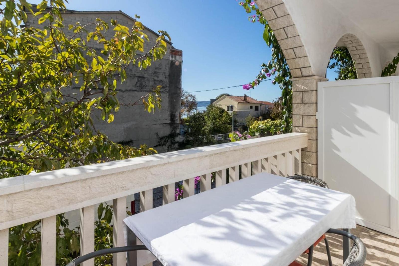 Apartments Dino Kastela Dış mekan fotoğraf