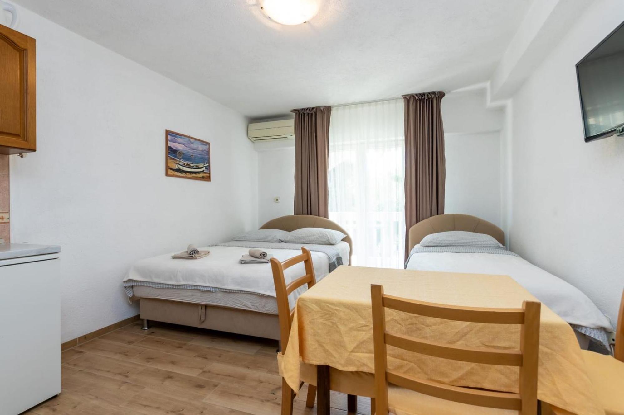 Apartments Dino Kastela Dış mekan fotoğraf